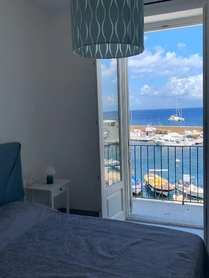아파트 Appartamenti Marina Corta 리파리