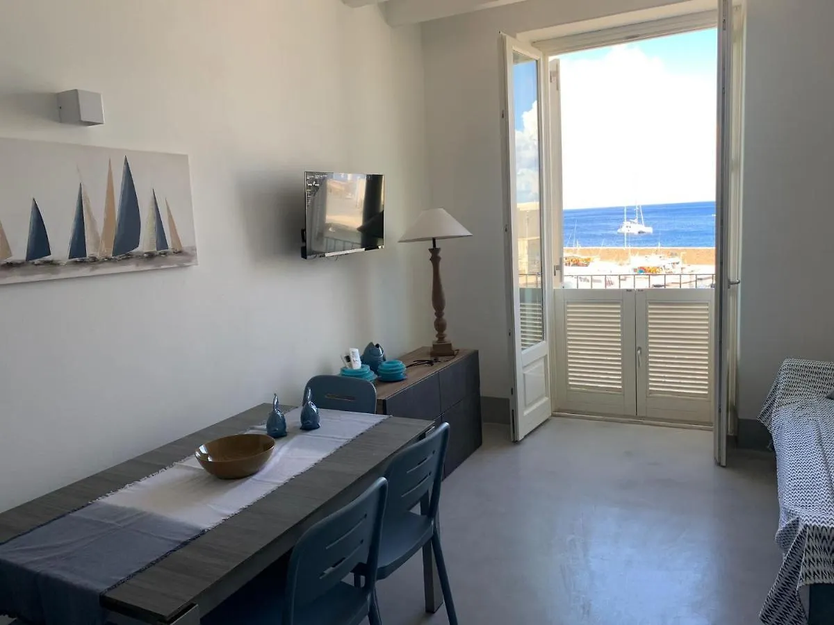아파트 Appartamenti Marina Corta 리파리